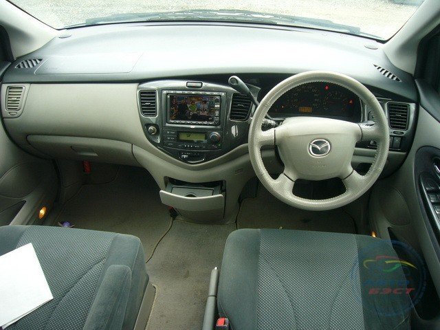 Торпеда 2000. Mazda MPV, 2000 панель. Mazda MPV 2002 салон. Торпедо на Мазда МПВ 2000. Торпеда Мазда МПВ 2005.