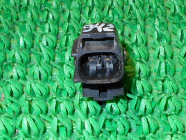 12100. Je9618211. 0 2000. датчик скорости mazda titan. 5.